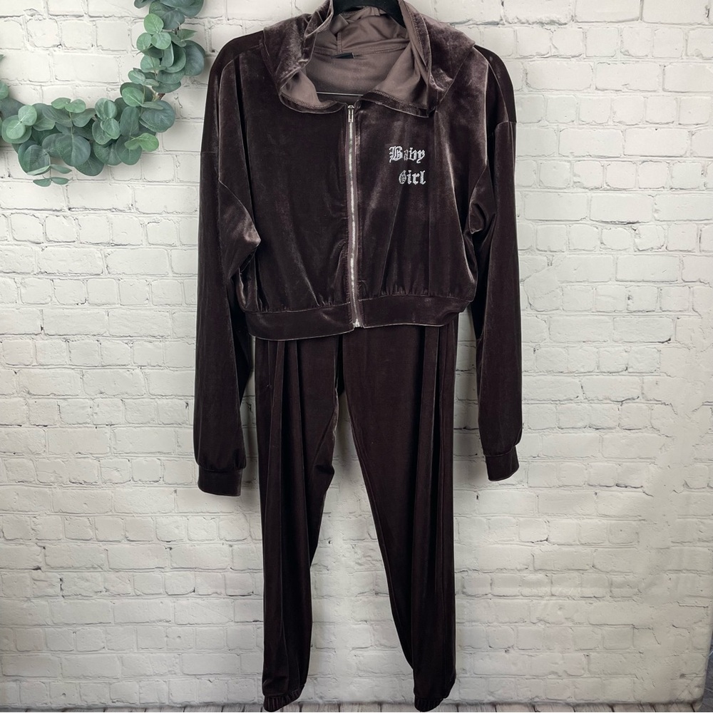 BLANC CLOTHING Brown 2 Piece Track Velour Jogger Set size Large